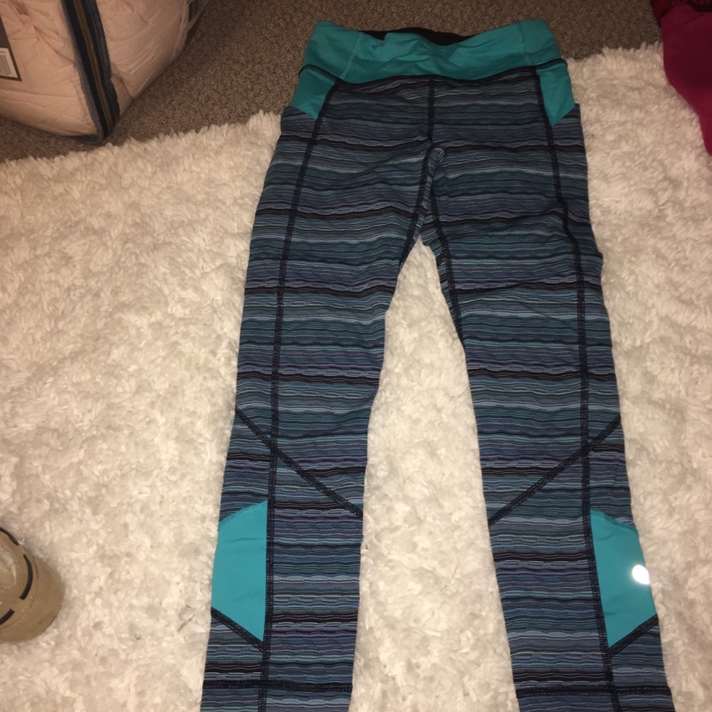 Lululemon cropped patterned leggings